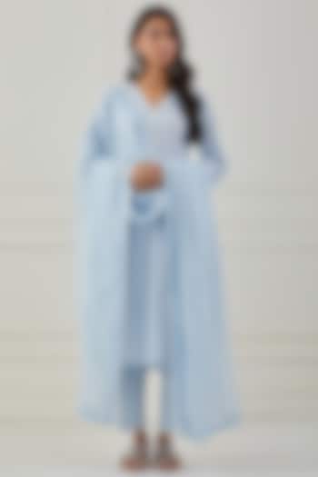 Powder Blue Embroidered Kurta Set by Priya chaudhary