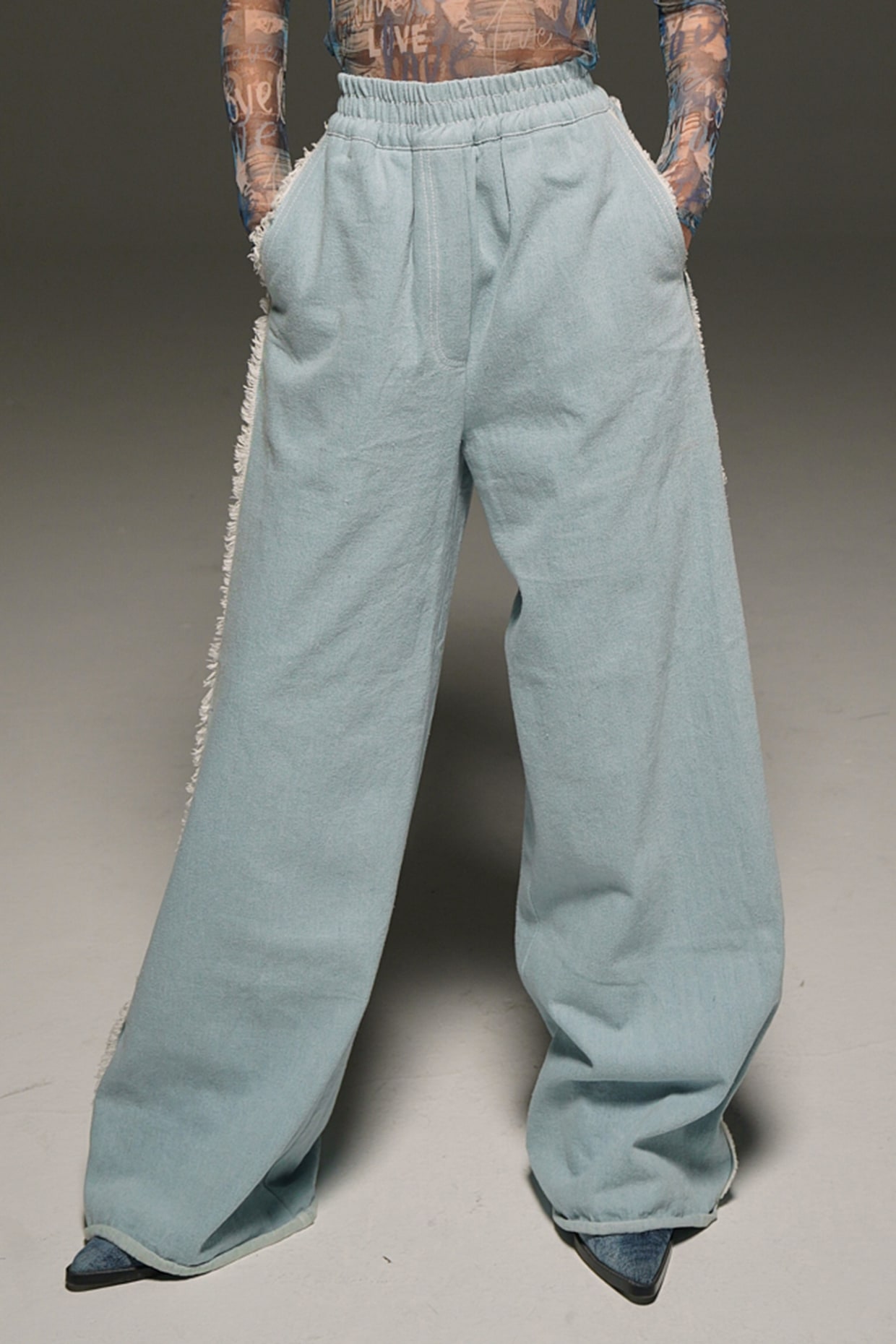 Denim Diva Pants Suit – Shy vs Bold