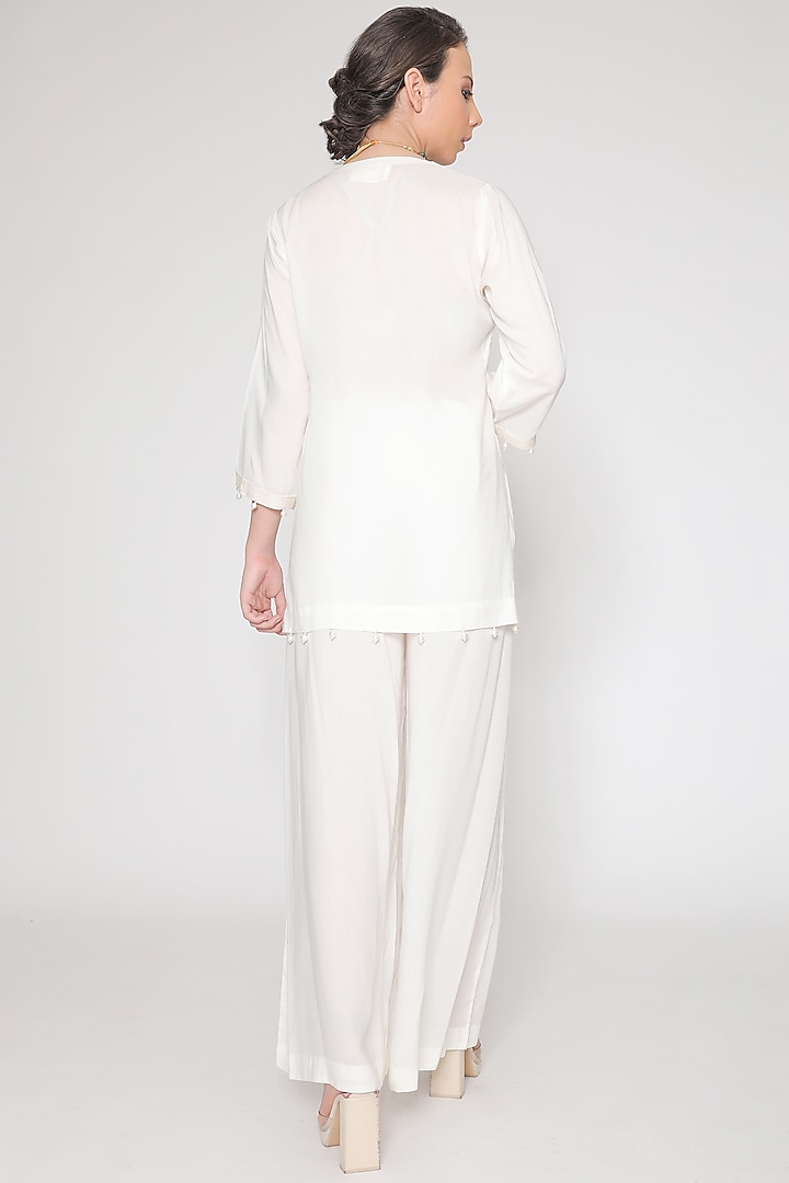 White Embroidered Co-Ord Set by Pooja Rajpal Jaggi at Pernia's Pop Up Shop