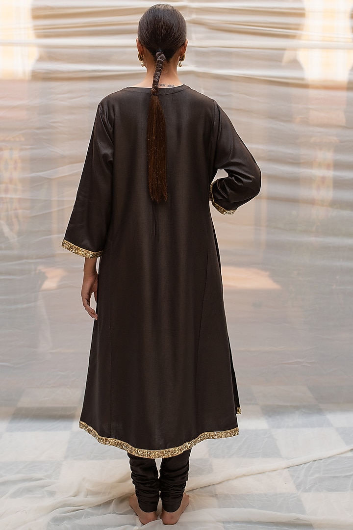 Black Silk Embroidered Kalidar Kurta Set by Priyanka Raajiv at Pernia's Pop Up Shop