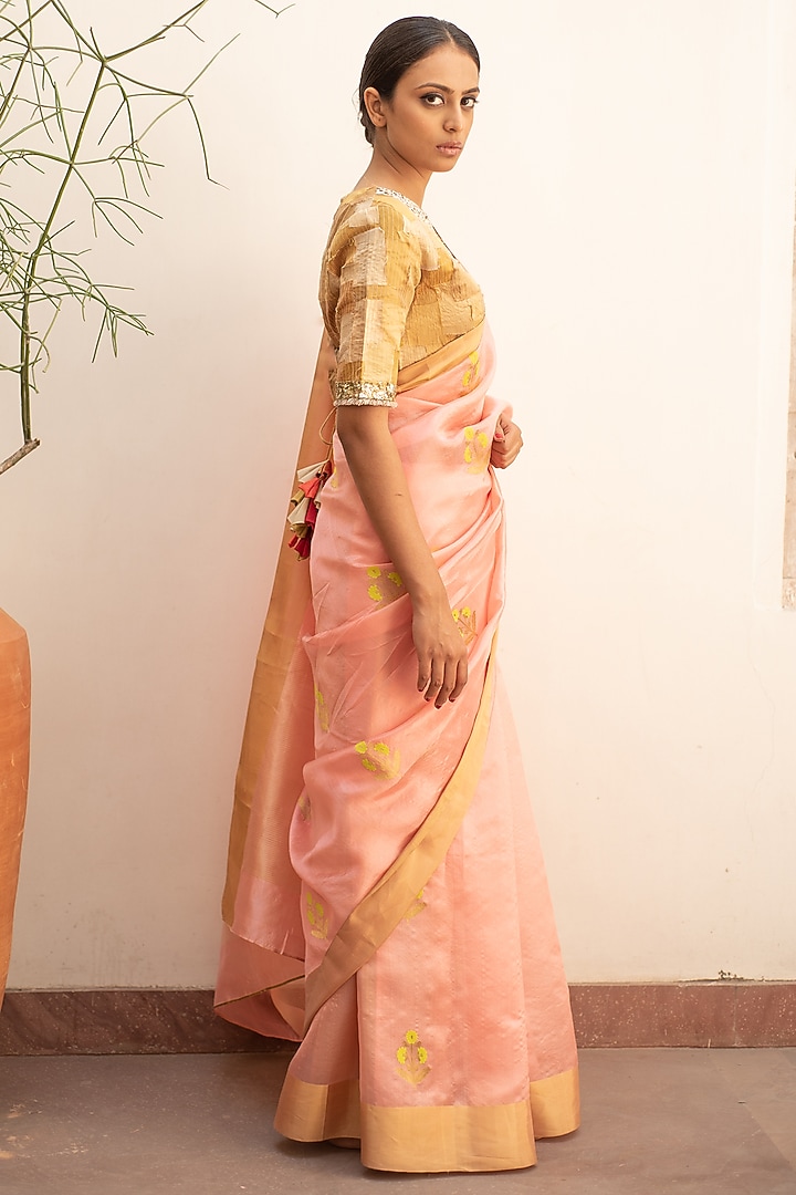 Blush Coral Silk Chanderi Party Wear Saree Set by Priyanka Raajiv at Pernia's Pop Up Shop