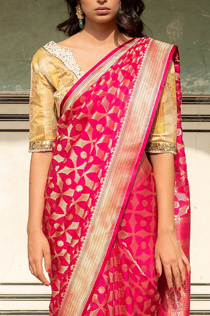 Pink Silk Banarasi Wedding Saree Set by Priyanka Raajiv at Pernia's Pop Up Shop