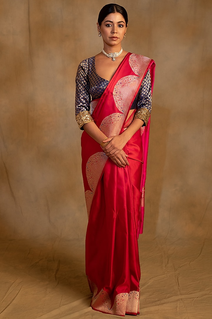 Red-Pink Silk Mashru Banarasi Brocade Handwoven Wedding Saree by Priyanka Raajiv at Pernia's Pop Up Shop