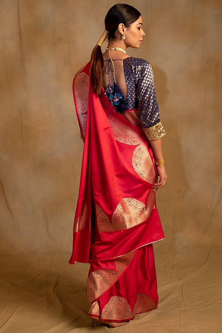 Red-Pink Silk Mashru Banarasi Brocade Handwoven Wedding Saree by Priyanka Raajiv at Pernia's Pop Up Shop