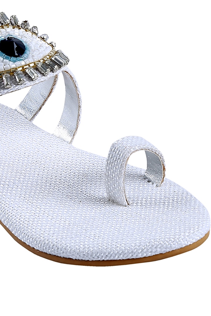 White Faux Leather Kolhapuri Flats For Girls by Preet Kaur-Kids at Pernia's Pop Up Shop