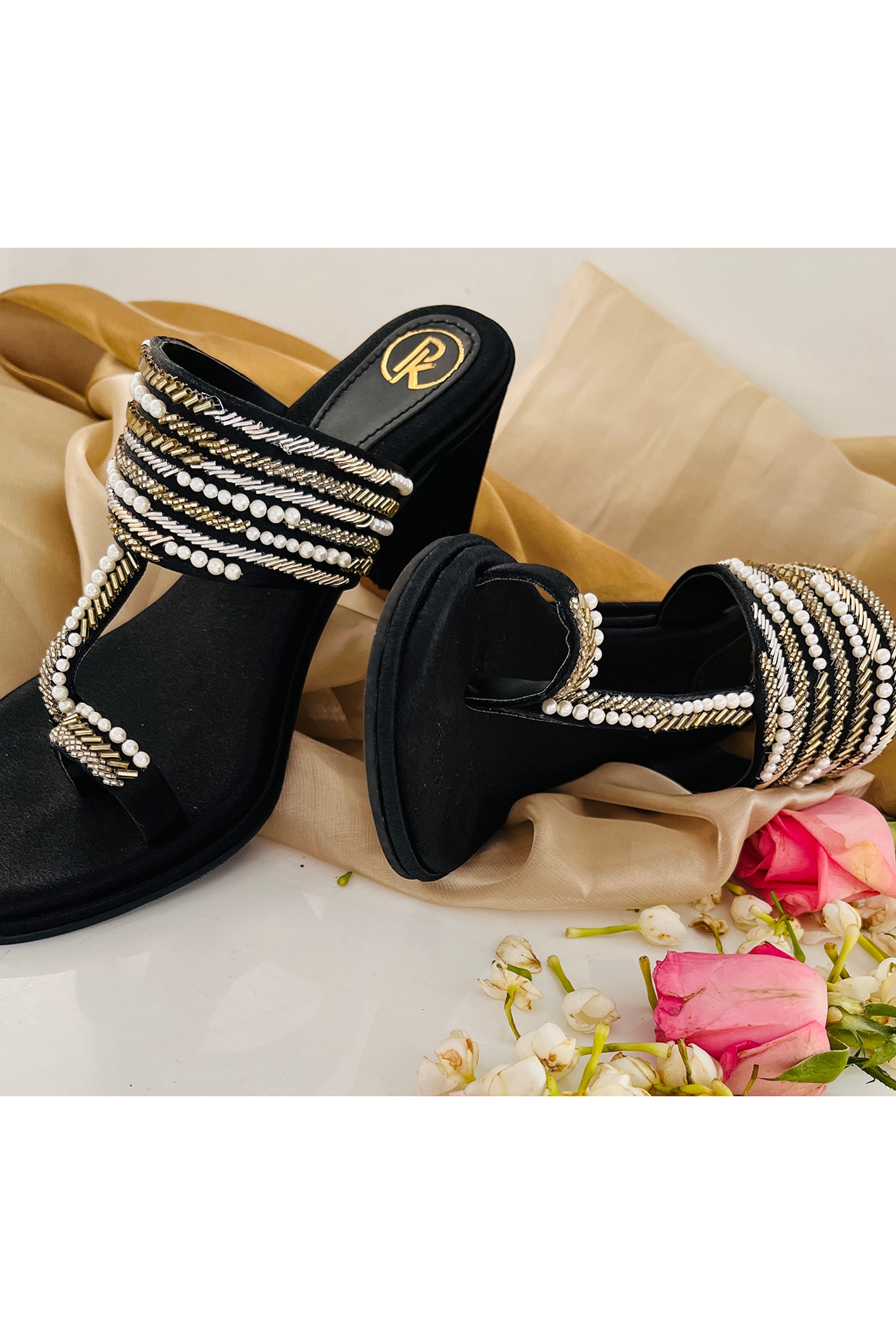 Silver Heels Best Price In Pakistan | Rs 3600 | find the best quality of  Footwear, Slippers, Shoes, Sandals, Heels, High-heels, Khoosa, Sneakers,  Kolhapuri Chappal, Kitten Heel, Jutti, Boots at Wishlistpk.com