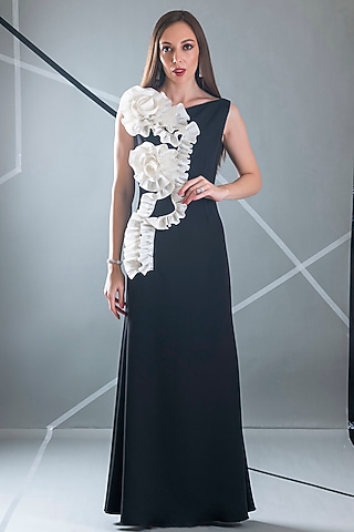 Black Crepe Gown by Pranati Kejriwal