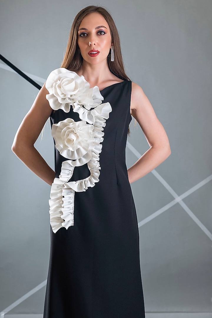 Black Crepe Gown by Pranati Kejriwal at Pernia's Pop Up Shop