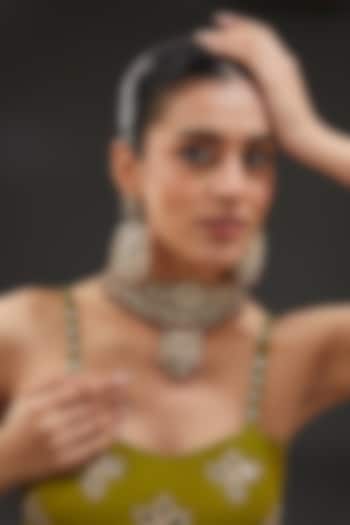 Gold Finish Kundan Polki & Green Onyx Choker Necklace Set by Preeti Mohan at Pernia's Pop Up Shop