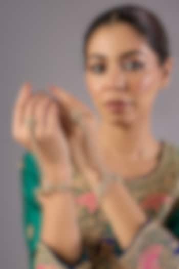 Antique Gold Finish Kundan Polki Haathphool (Set Of 2) by Preeti Mohan at Pernia's Pop Up Shop