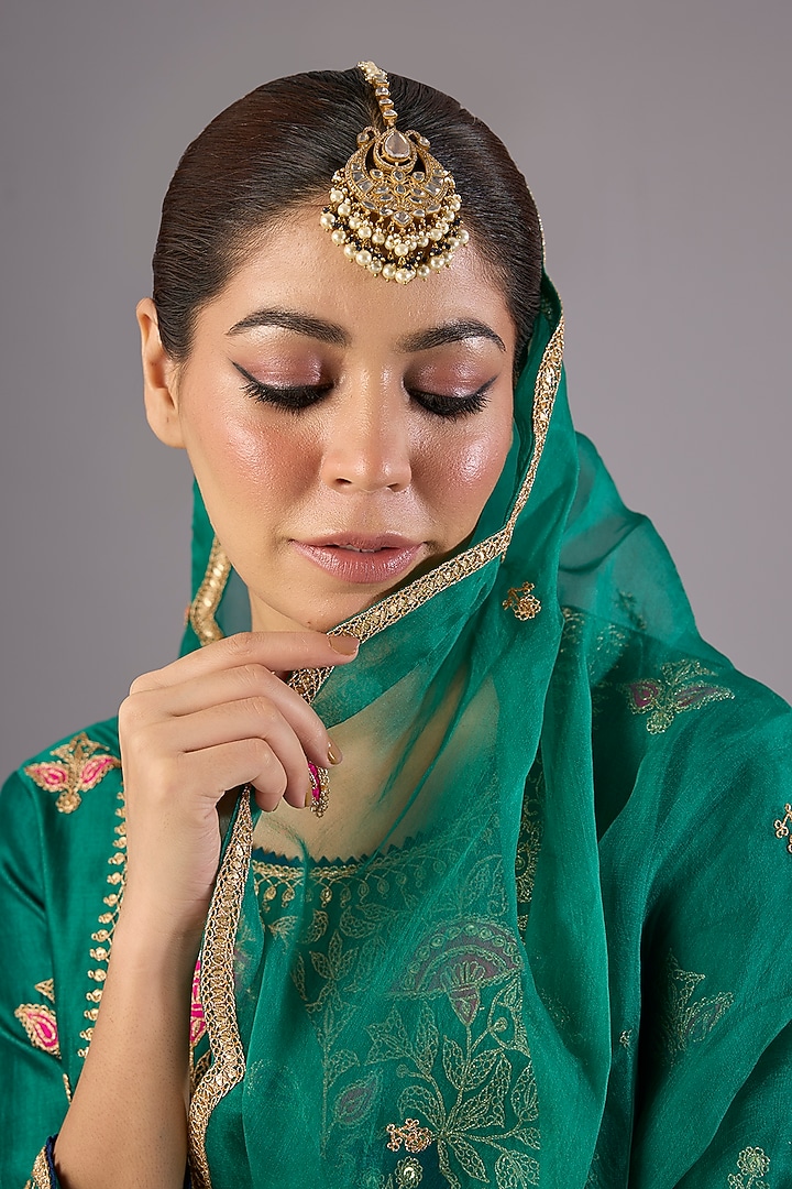 Antique Gold Finish Kundan Polki Maangtikka by Preeti Mohan at Pernia's Pop Up Shop