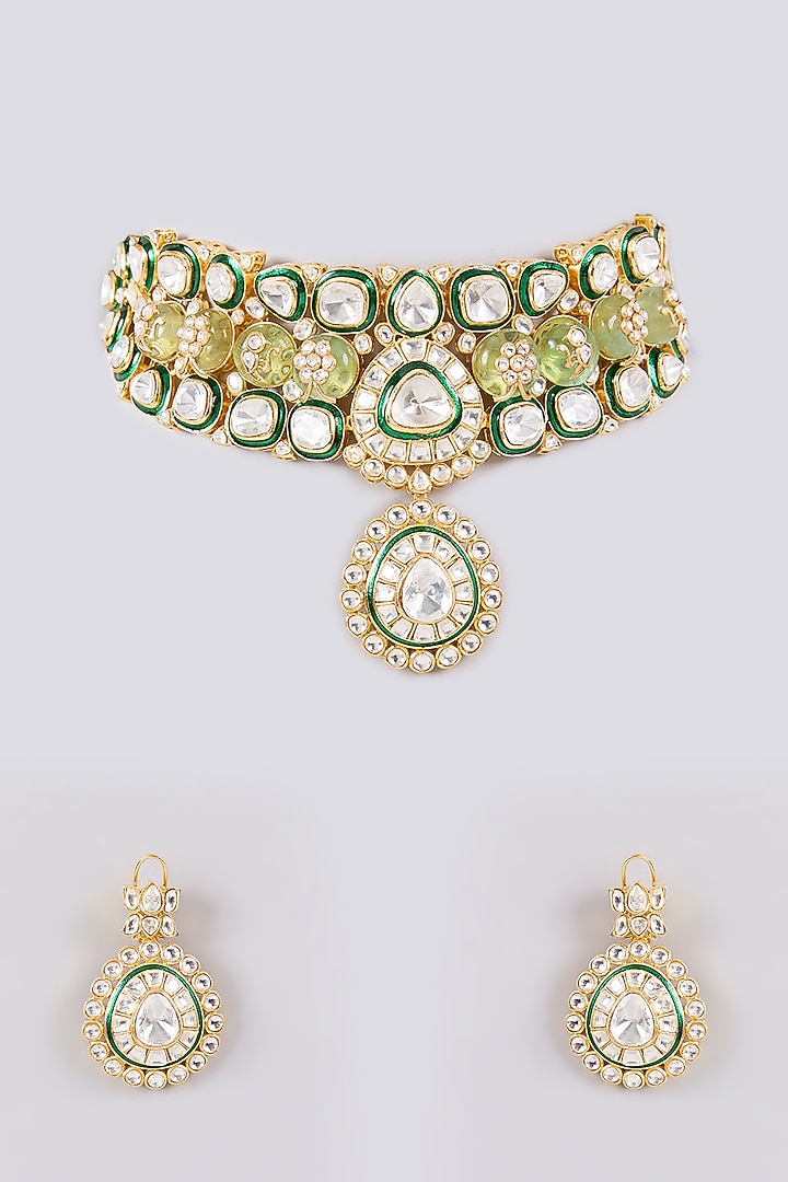 Antique Gold Finish Kundan Polki & Pearl Necklace Set by Preeti Mohan at Pernia's Pop Up Shop