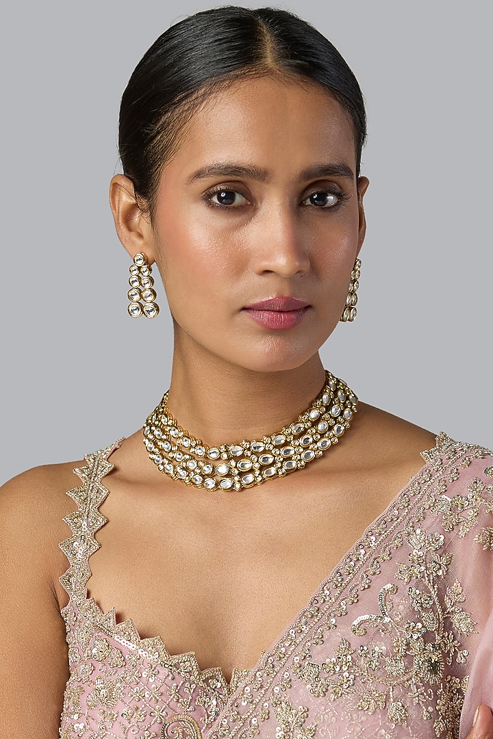 Gold Finish White Onyx Necklace Set by Preeti Mohan at Pernia's Pop Up Shop
