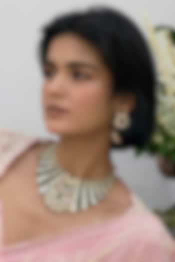 Gold Finish Green Kundan Polki Necklace Set by Preeti Mohan at Pernia's Pop Up Shop