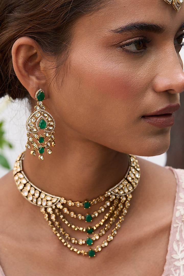 Antique Gold Finish Green Kundan Polki Necklace Set by Preeti Mohan at Pernia's Pop Up Shop