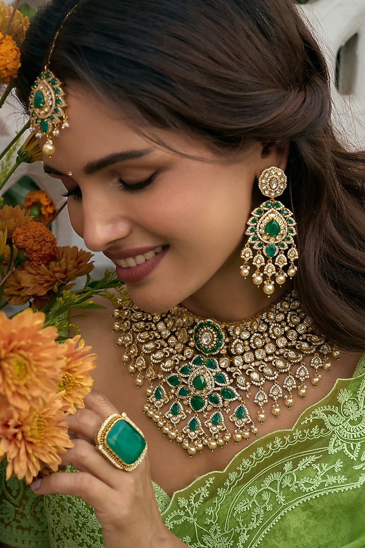 Antique Gold Finish Green Zircon Necklace Set by Preeti Mohan at Pernia's Pop Up Shop