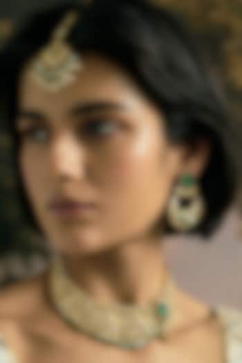 Gold Finish Green Kundan Polki Necklace Set by Preeti Mohan at Pernia's Pop Up Shop