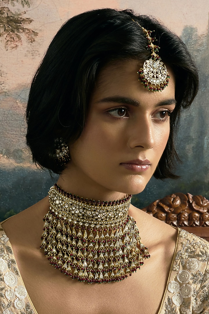 Gold Finish Green Kundan Polki Necklace Set by Preeti Mohan at Pernia's Pop Up Shop