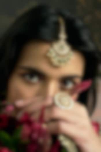 Gold Finish Kundan Polki & Green Onyx Maangtikka by Preeti Mohan at Pernia's Pop Up Shop