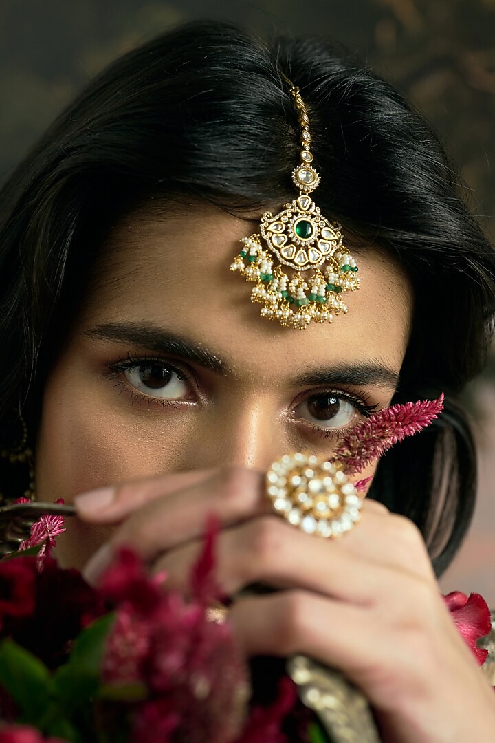 Gold Finish Kundan Polki & Green Onyx Maangtikka by Preeti Mohan at Pernia's Pop Up Shop
