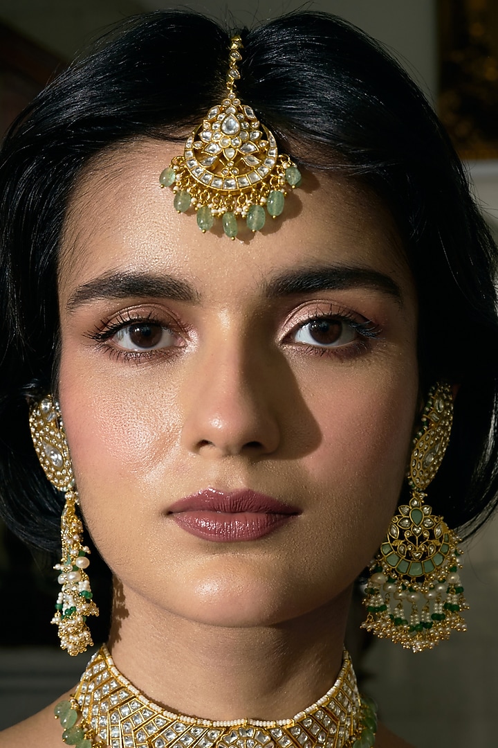 Gold Finish Kundan Polki & Green Onyx Maangtikka by Preeti Mohan at Pernia's Pop Up Shop