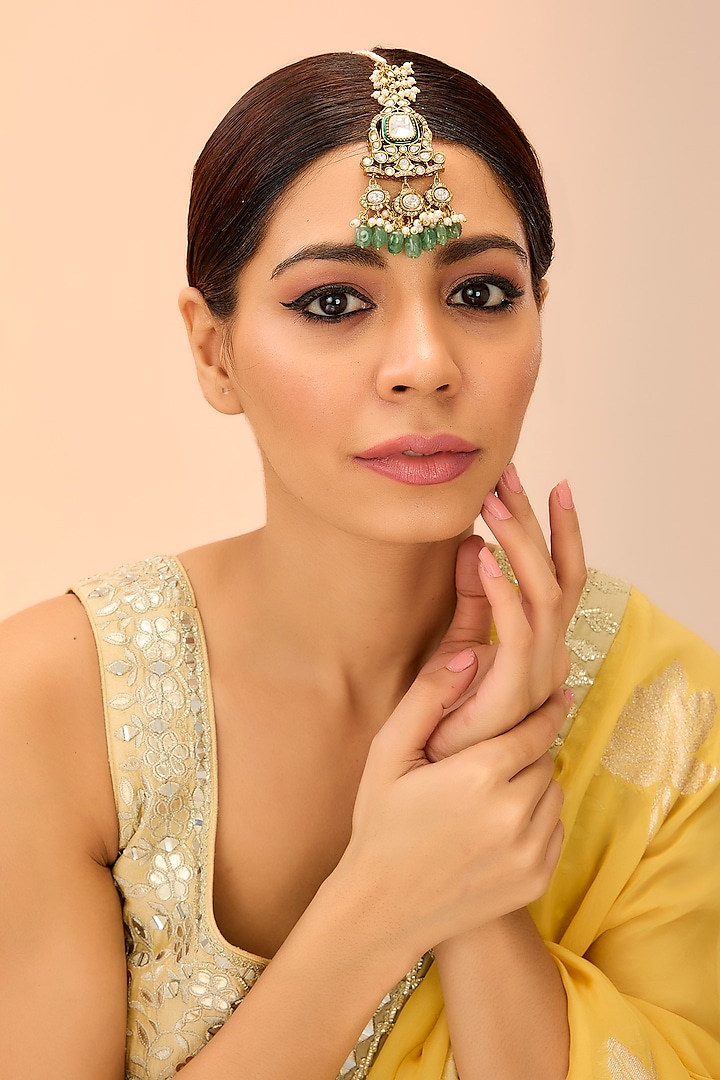 Antique Gold Finish Kundan Polki & Green Onyx Maangtikka by Preeti Mohan at Pernia's Pop Up Shop