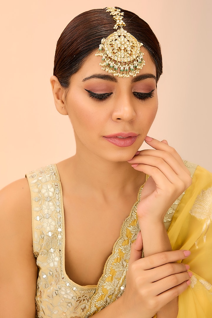 Gold Finish Kundan Polki & Green Onyx Maangtikka by Preeti Mohan at Pernia's Pop Up Shop