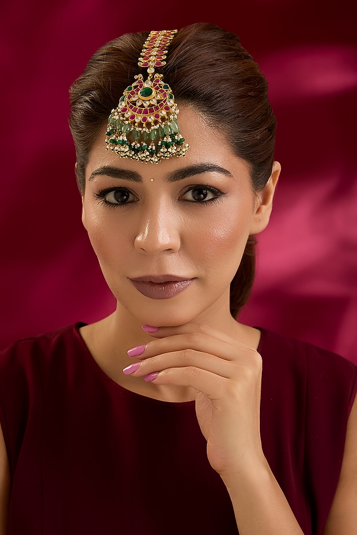 Gold Finish Kundan Polki & Green Stone Maangtikka by Preeti Mohan at Pernia's Pop Up Shop