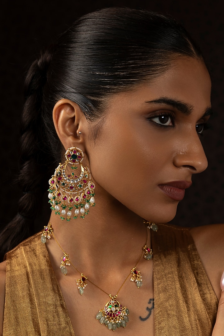 Gold Finish Kundan Polki & Green Onyx Necklace by Preeti Mohan at Pernia's Pop Up Shop