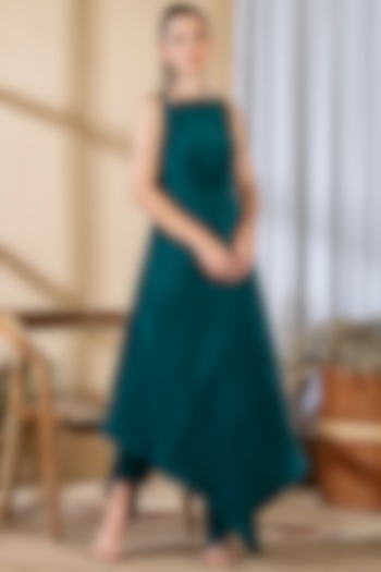 Teal Green Satin Pleated Draped Tunic Set by Preeti Mehta at Pernia's Pop Up Shop
