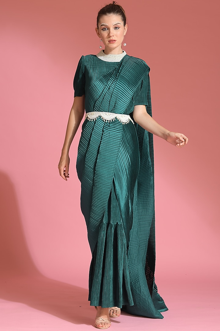 Teal Green Viscose Satin Pleated Party Wear Saree Set by Preeti Mehta at Pernia's Pop Up Shop