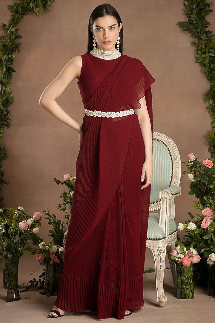 Rose Red Georgette Pleated Pre-Draped Party Wear Saree Set by Preeti Mehta at Pernia's Pop Up Shop