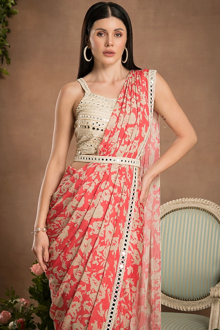 Peach Pink Chinon Digital Printed Pre-Draped Pleated Party Wear Saree Set by Preeti Mehta at Pernia's Pop Up Shop