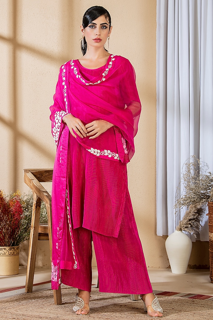 Hot Pink Pleated Satin Kurta Set by Preeti Mehta at Pernia's Pop Up Shop