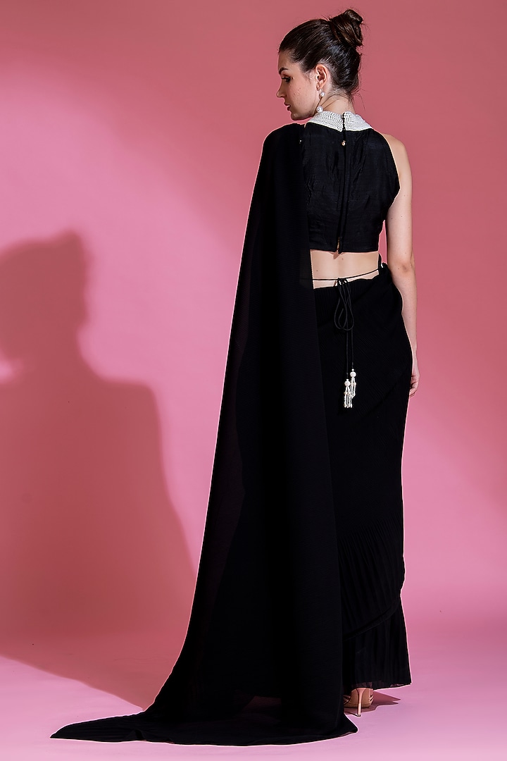 Midnight Black Georgette & Chinon Pre-Draped Party Wear Saree Set by Preeti Mehta at Pernia's Pop Up Shop