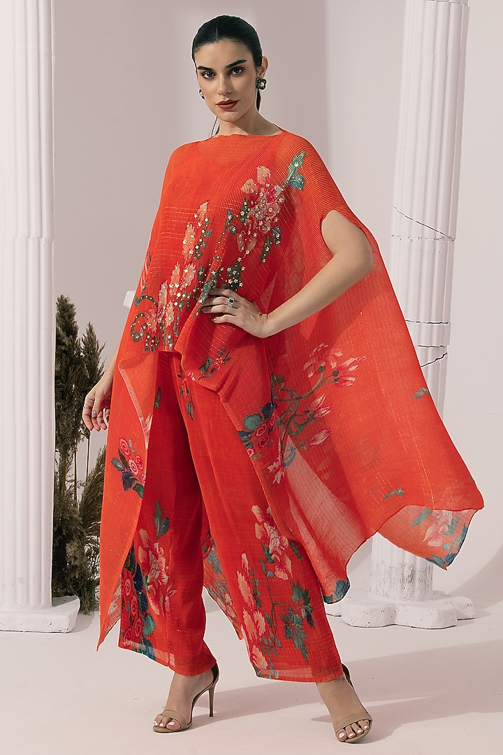 Orangey Red Micro Pleated Chiffon Lurex Floral Kaftan Set by Preeti mehta at Pernia's Pop Up Shop