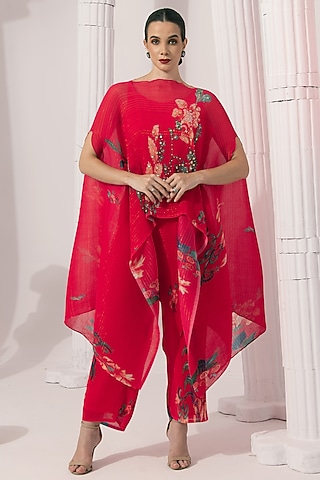 Cherry Pink Micro Pleated Chiffon Lurex Floral Kaftan Set by Preeti mehta