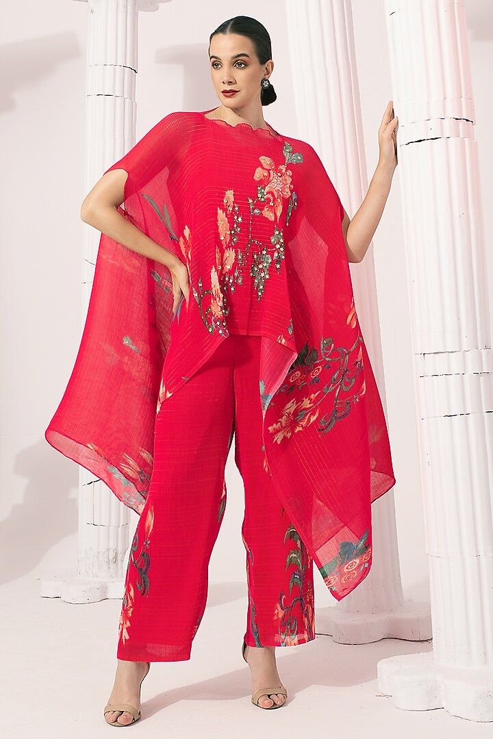 Cherry Pink Micro Pleated Chiffon Lurex Floral Kaftan Set by Preeti mehta at Pernia's Pop Up Shop