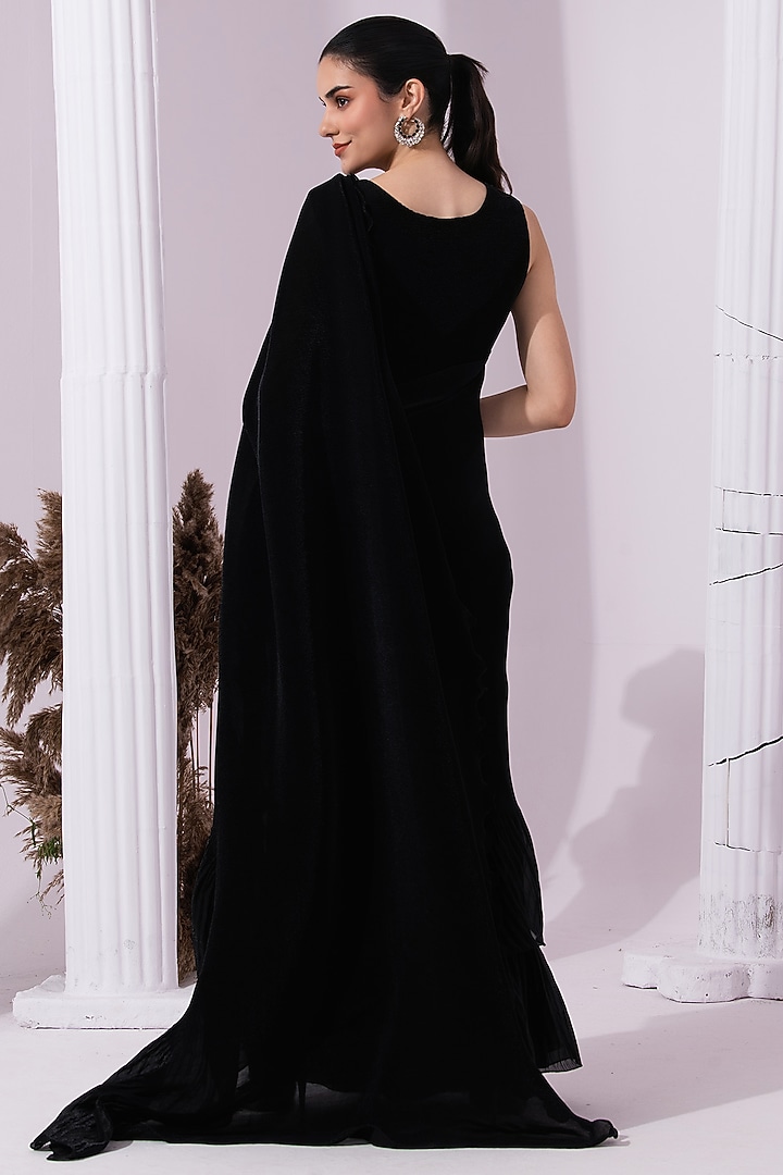 Jet Black Tissue Satin Pre-Draped Party Wear Saree Set by Preeti Mehta at Pernia's Pop Up Shop