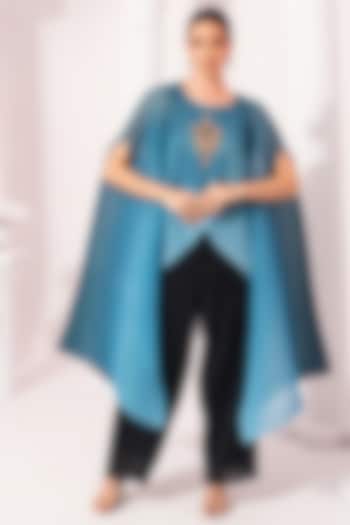 Ocean Blue Ombre Chiffon Hand Embroidered Kaftan Set by Preeti Mehta at Pernia's Pop Up Shop