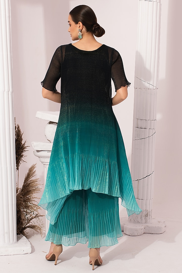 Sea Green Ombre Chiffon Hand Embroidered Kurta Set by Preeti Mehta at Pernia's Pop Up Shop