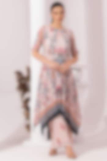 Butter Cream Viscose Georgette Printed Kurta Set by Preeti Mehta at Pernia's Pop Up Shop