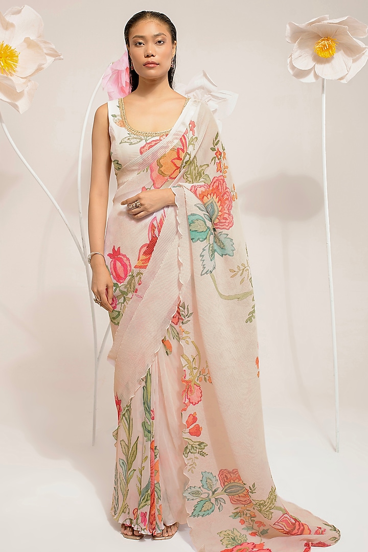 Ivory White Georgette Digital Printed Pleated Saree Set by preeti mehta at Pernia's Pop Up Shop