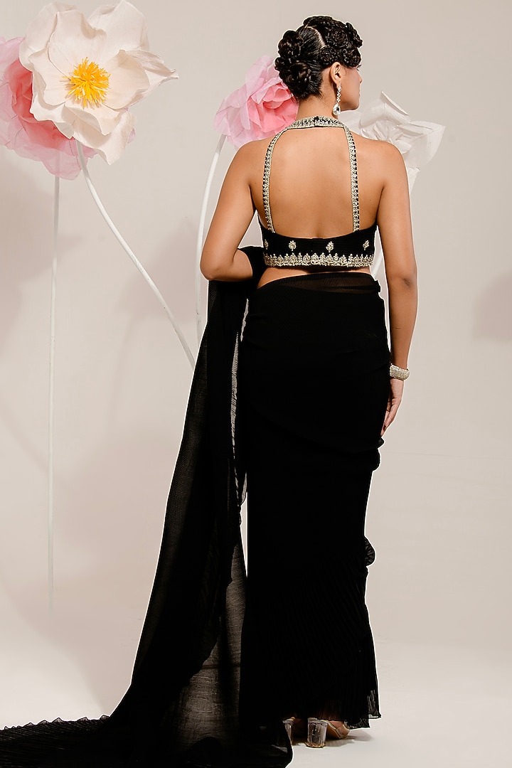 Black Georgette Viscose & Polyester Digital Printed Pleated Party Wear Saree Set by preeti mehta at Pernia's Pop Up Shop