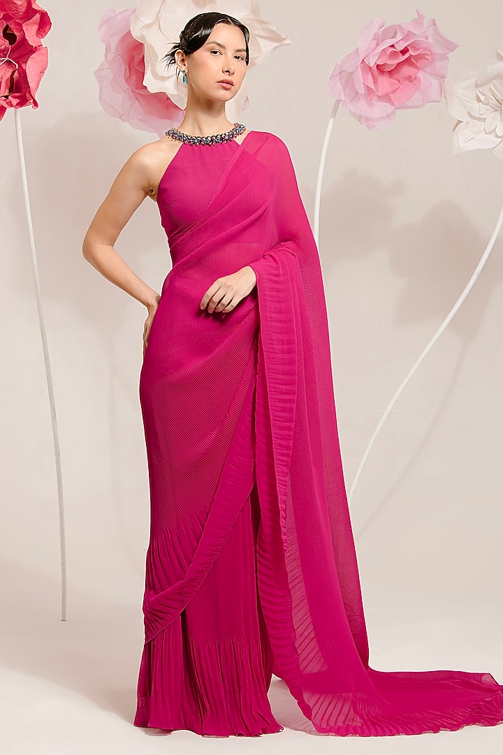 Raspberry Pink Georgette Viscose & Polyester Pleated Saree Set by preeti mehta at Pernia's Pop Up Shop