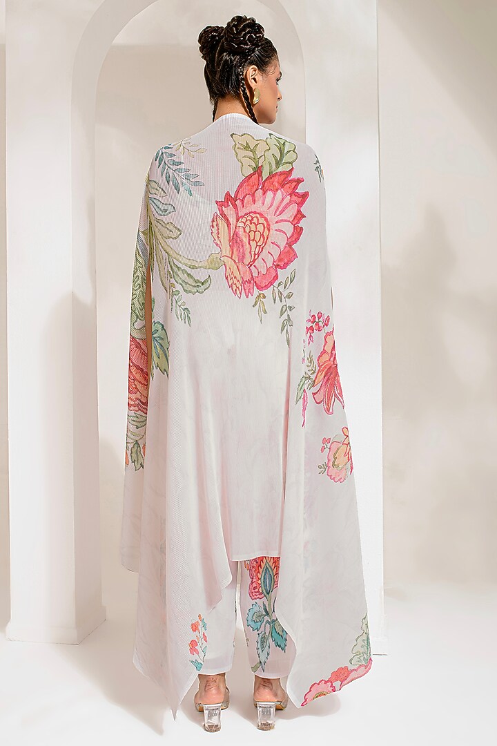 Ivory White Georgette Viscose Embroidered Cape Set by Preeti Mehta at Pernia's Pop Up Shop