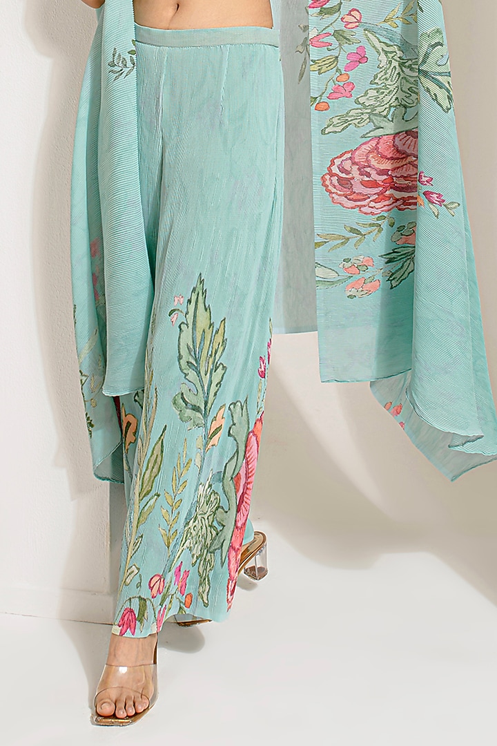 Emerald Green Georgette Viscose Embroidered Cape Set by Preeti Mehta at Pernia's Pop Up Shop