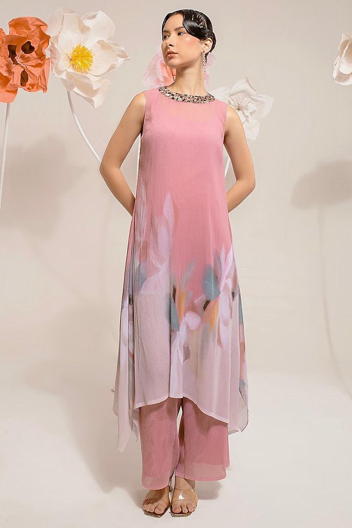 French Pink Georgette Viscose & Polyester Embroidered Kurta Set by Preeti Mehta at Pernia's Pop Up Shop