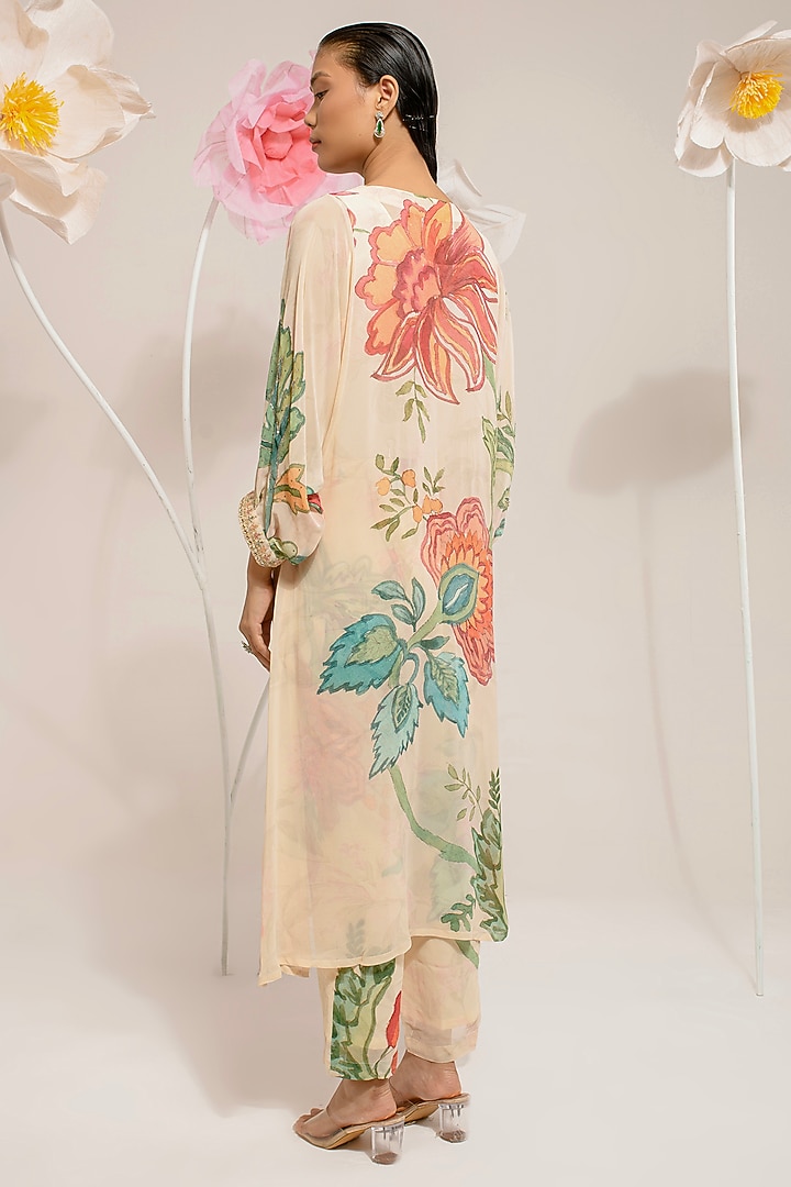 Cream Crepe Digital Printed & Embroidered Kurta Set by Preeti Mehta at Pernia's Pop Up Shop