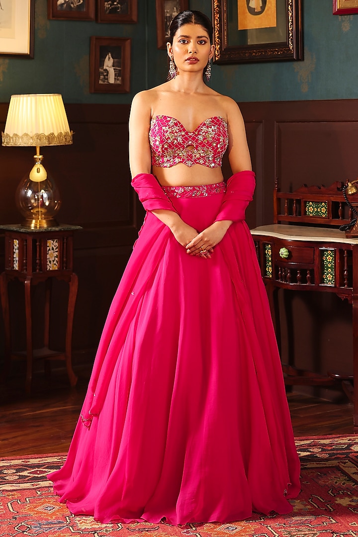 Pink Organza Wedding Lehenga Set by LABEL PRIYANKA KHOKKER at Pernia's Pop Up Shop